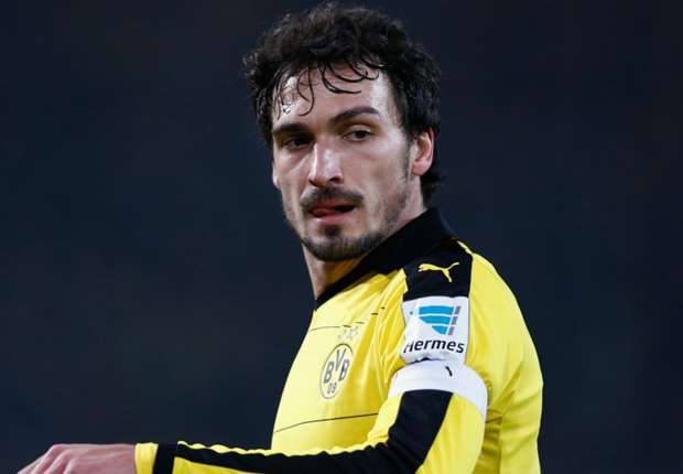 mats-hummels-cropped_1pex4r9v354n91a3x8pztegcs6.jpg