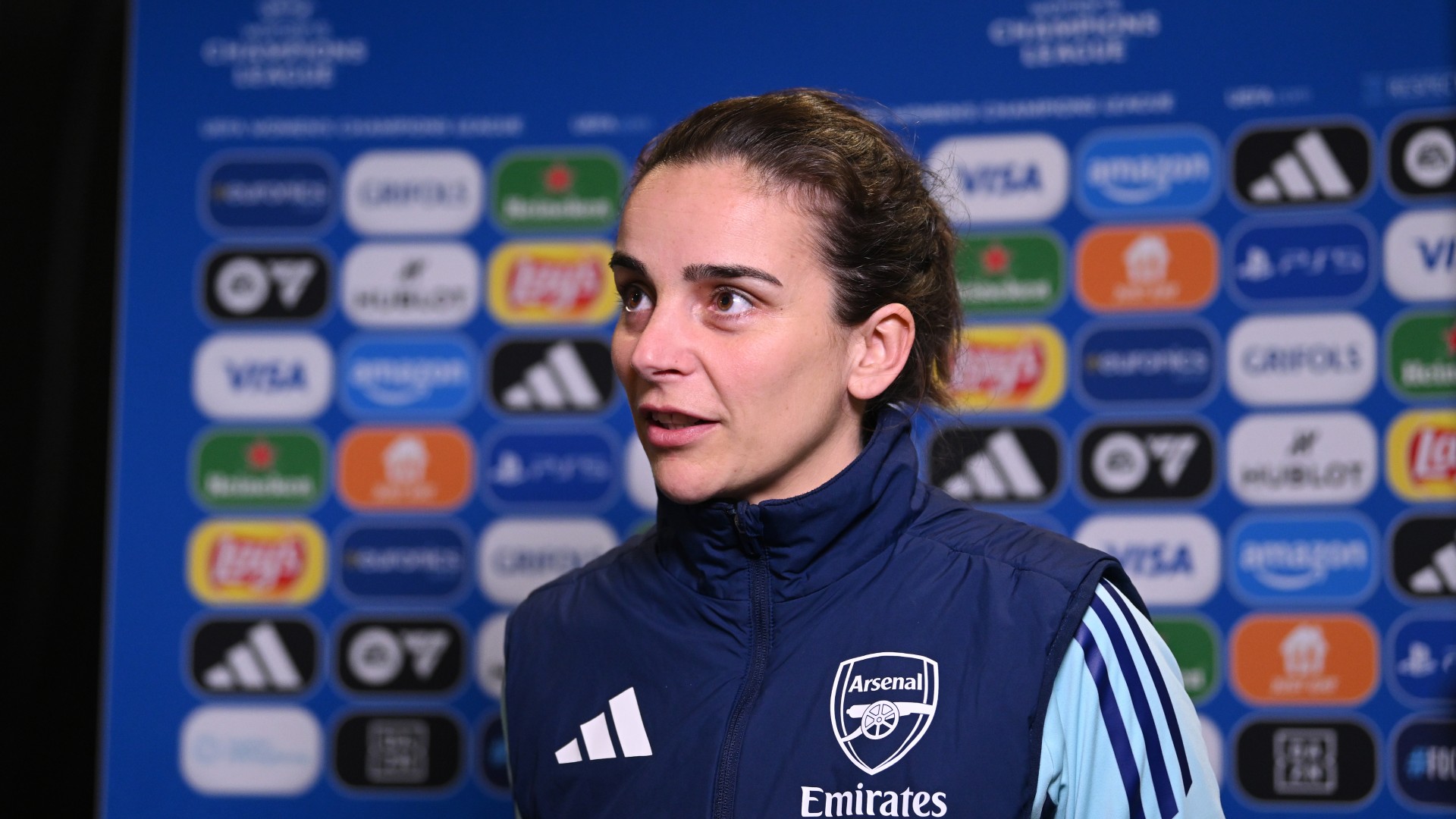 Slegers: It’s only half-time, we can score two goals at home