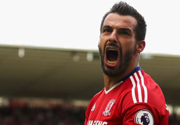 negredo-cropped_35yh9poqujy21fjprgx2o0zil.jpg
