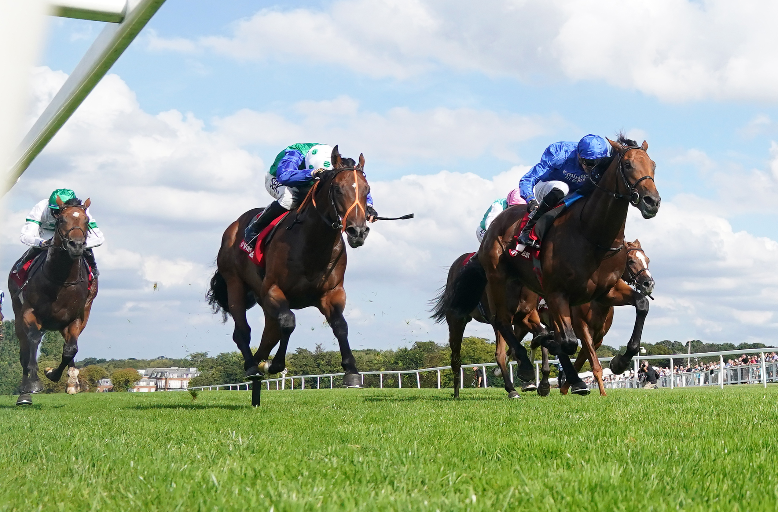 Inishfallen (left) went down fighting in the Solaria Stakes