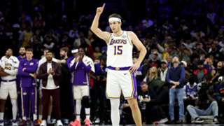 Lakers guard Reaves to miss at least one month