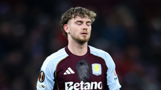 Elliott's Aston Villa loan 'embarrassing for everyone involved', says Emery