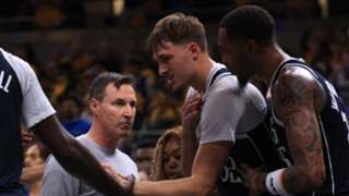 Flagg injures shoulder in Mavericks' rout of Pacers