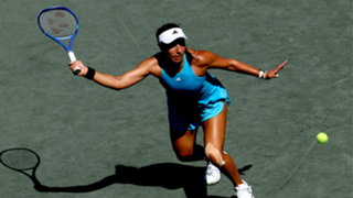 Pegula retains Charleston Open title with victory over Starodubtseva