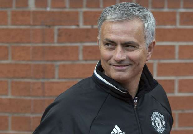 josemourinho-cropped_1khh3kuuw4xew15avv2pwdh4d1.jpg
