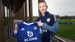 Leicester appoint Rowett until end of the season