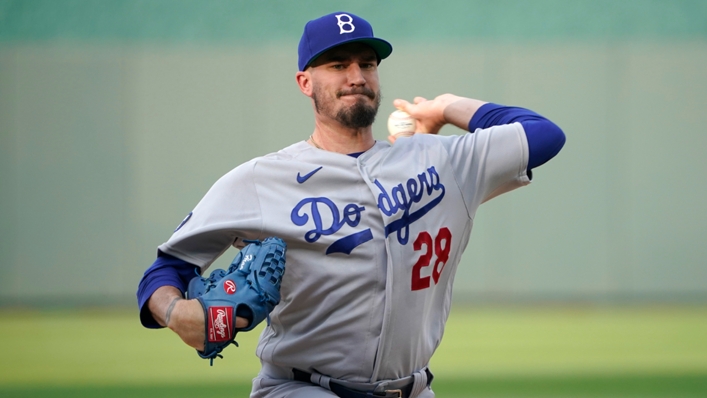 Dodgers starting pitcher Andrew Heaney had to leave his side's historic win due to injury after three innings