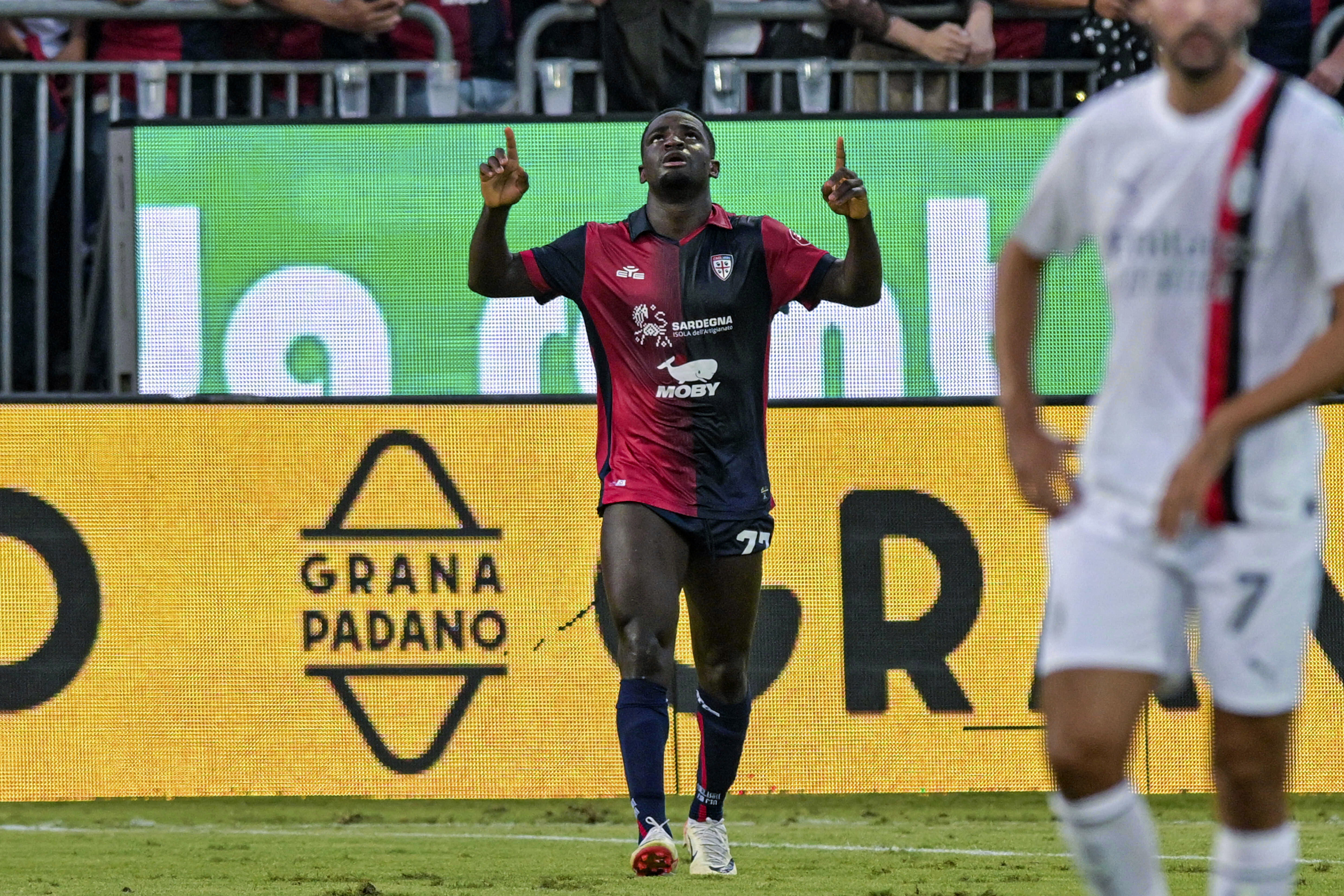 Zito Luvumbo opened the scoring for Cagliari