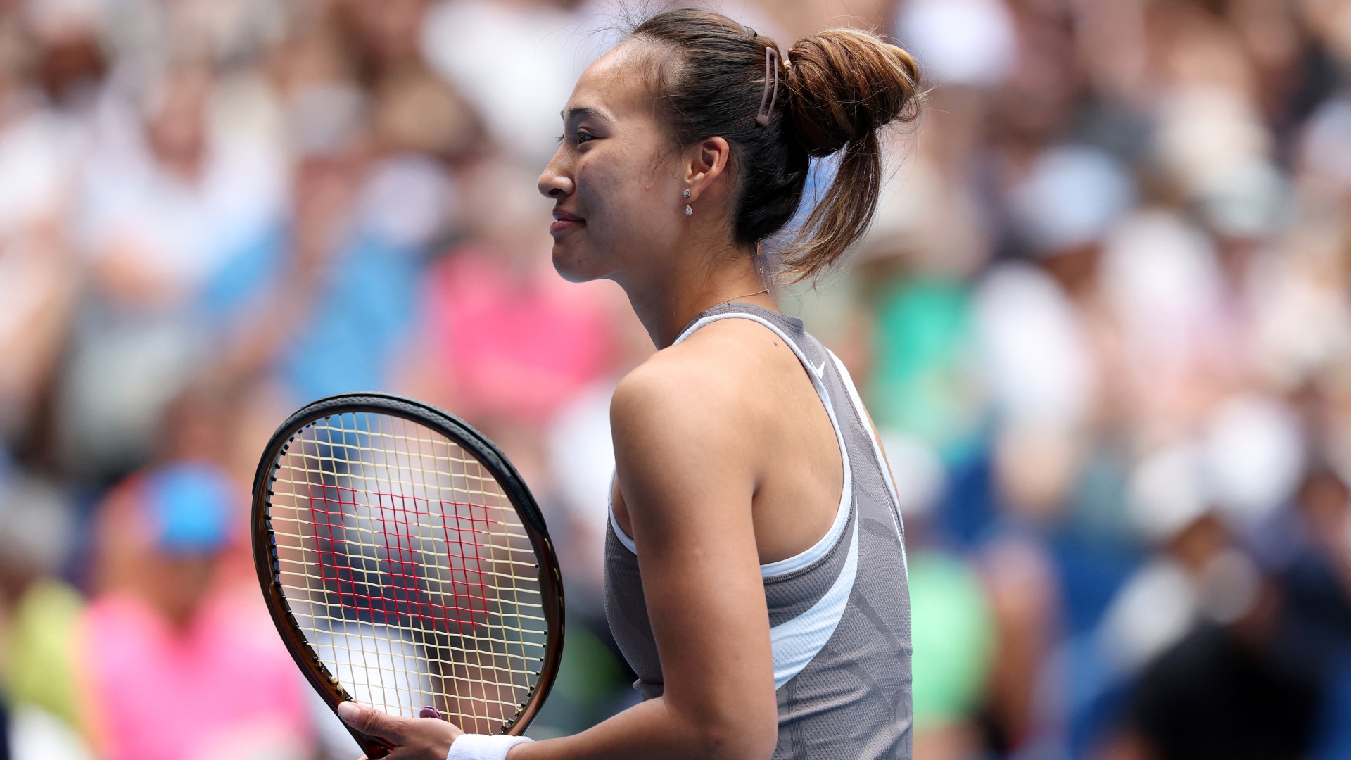 Australian Open: Zheng offers no excuses as Andreeva fights back