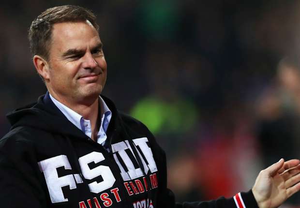 frankdeboer-cropped_xye4arku90go1u4ydku83rhi4.jpg
