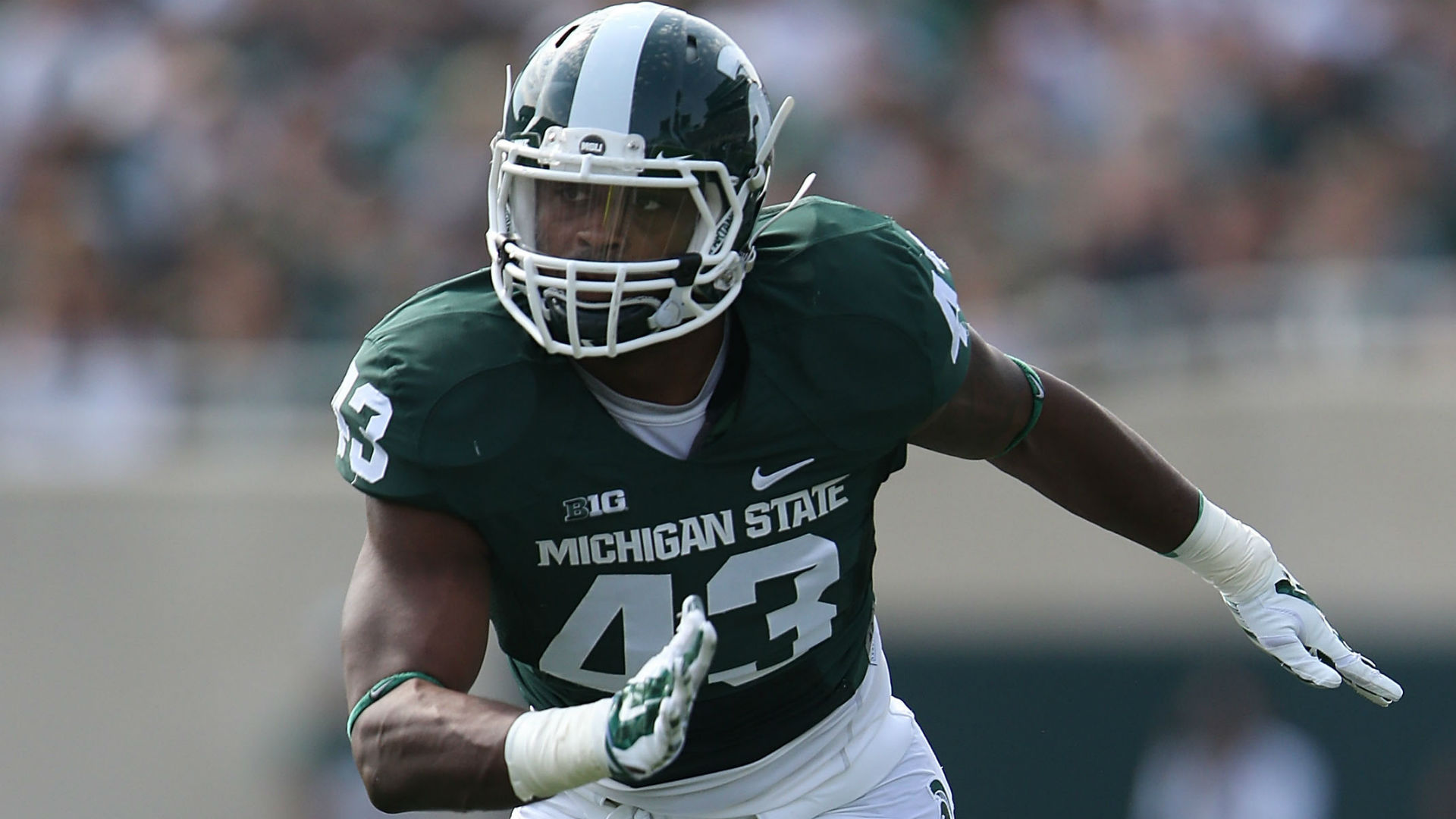 Michigan State loses linebacker Ed Davis to season-ending knee injury ...