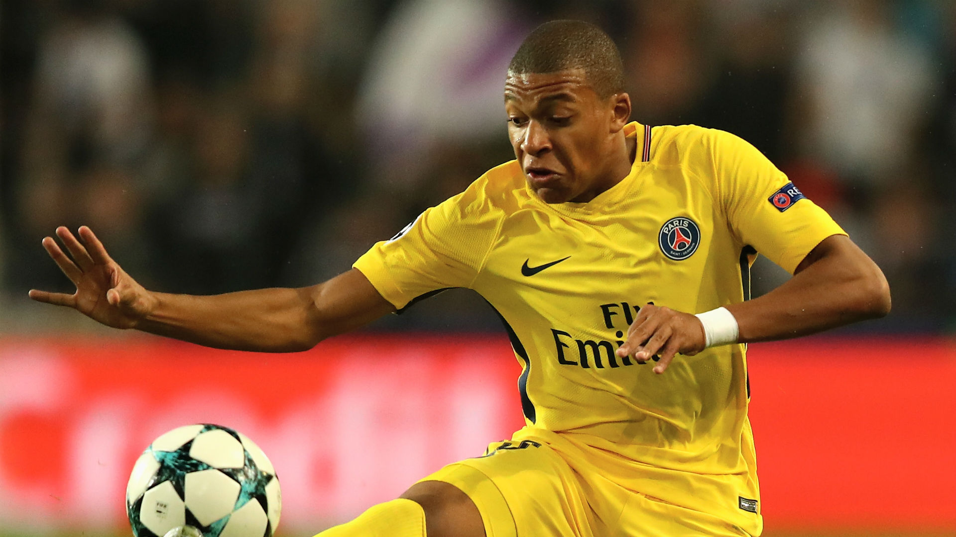 Neymar: I want to be a Messi figure to Kylian Mbappe Neymar: I want to be a Messi figure to Kylian Mbappe