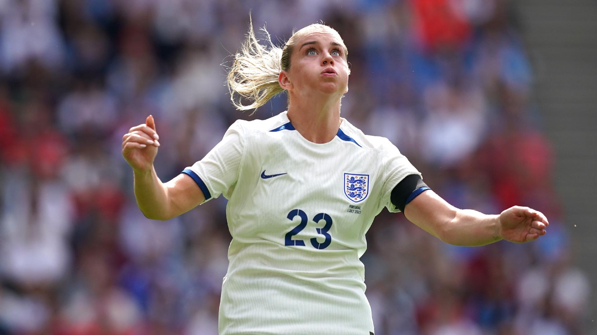 英格兰前锋阿莱西娅·鲁索完成了阿森纳的转会“赢得奖杯”