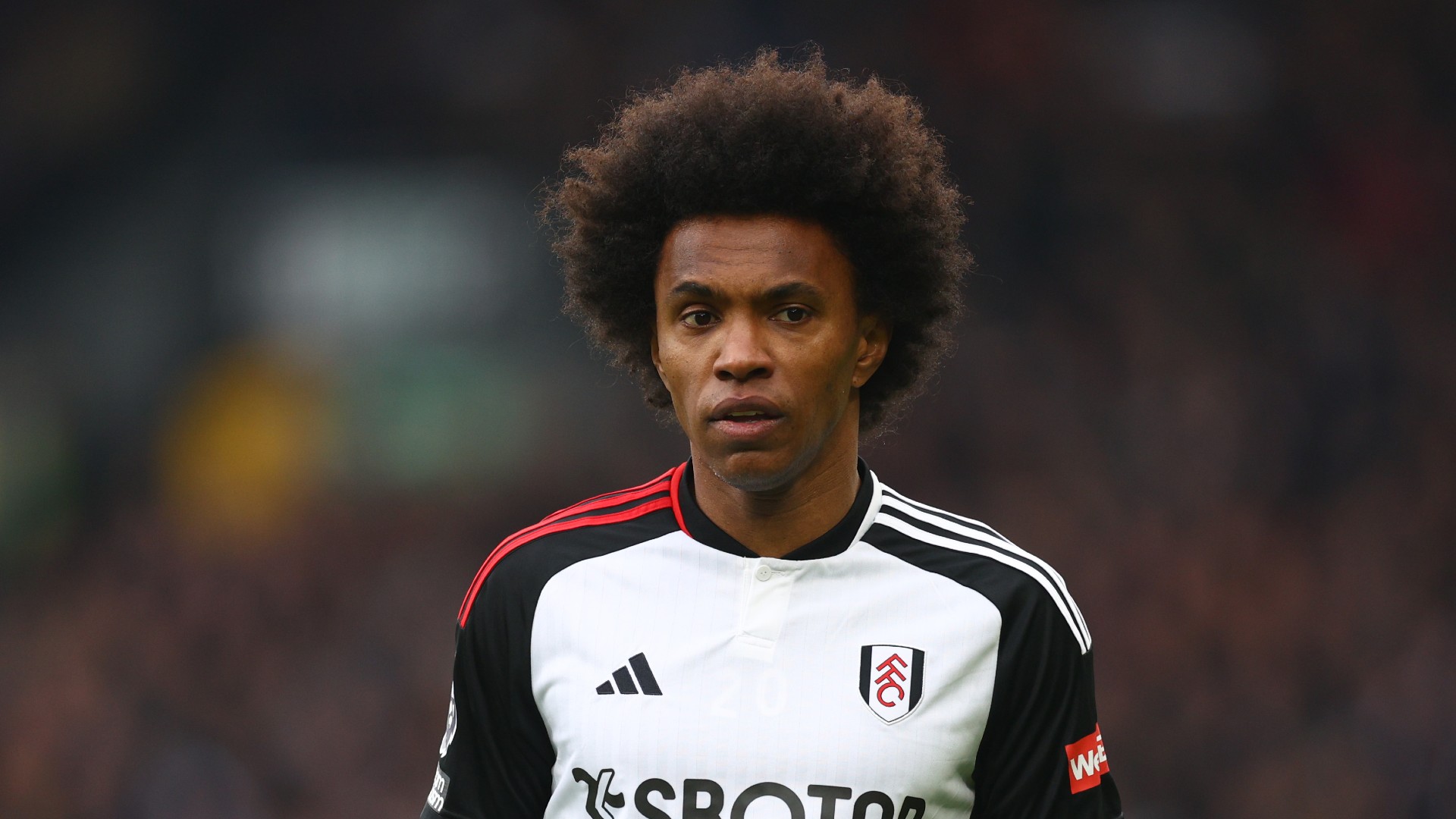 Fulham re-sign former winger Willian after Olympiacos release