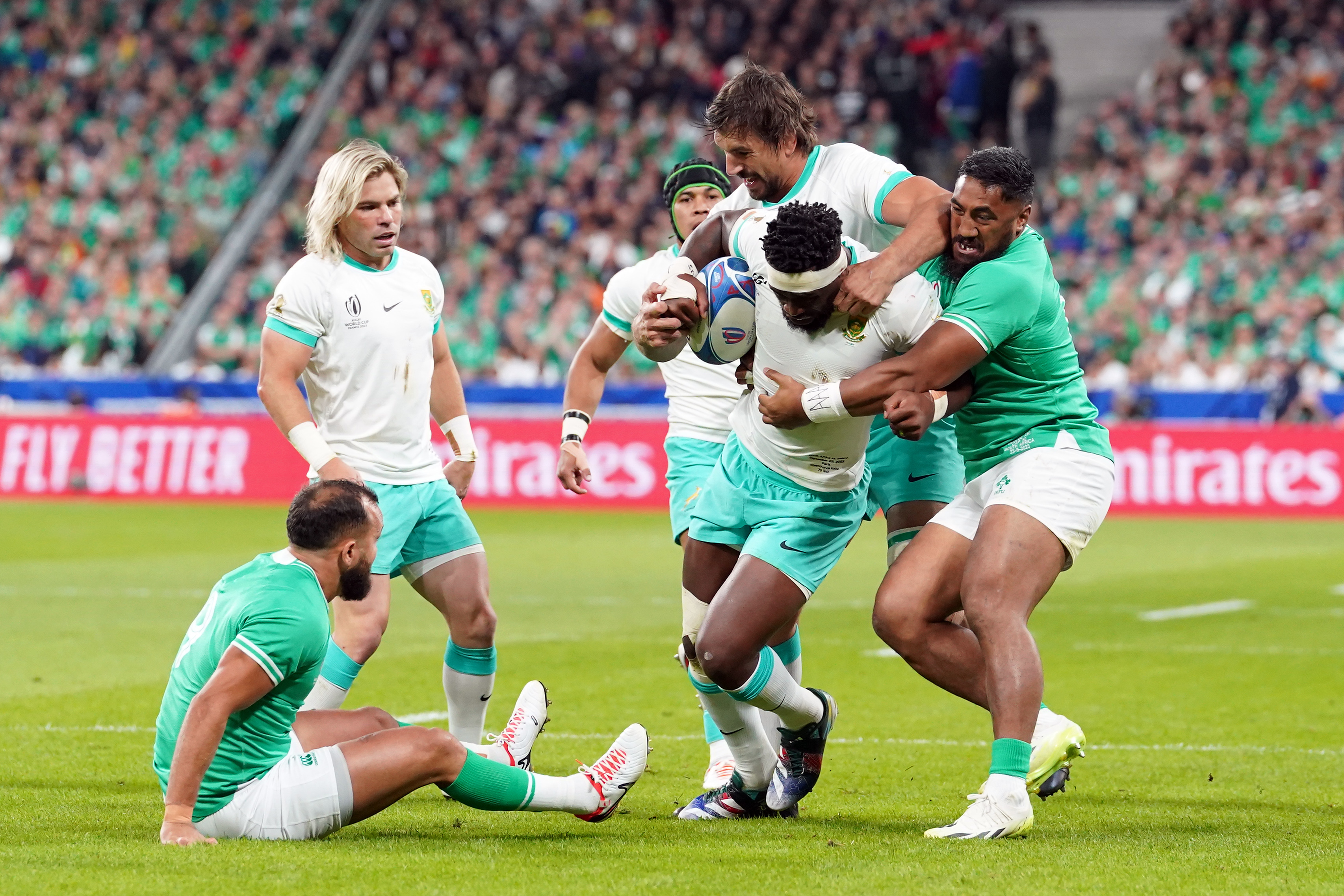 South Africa captain Siya Kolisi, with ball, says his side cannot dwell on a narrow defeat in Paris