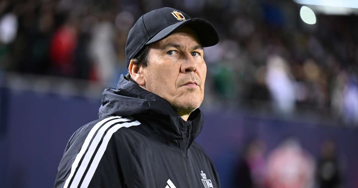 Rudi Garcia coaching Belgium team during match