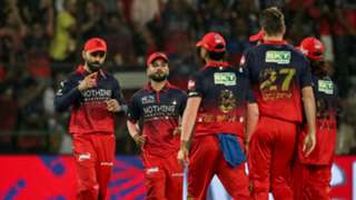 IPL: RCB stifle Mumbai's chase to get back to winning ways