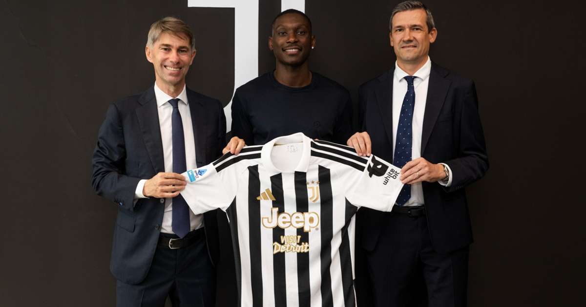 'It's a story that isn't over': Kolo Muani completes permanent Juventus move and vows to finish what he started