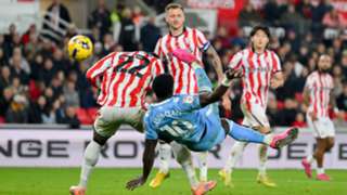 Championship: Coventry leave it late to go five points clear at the summit