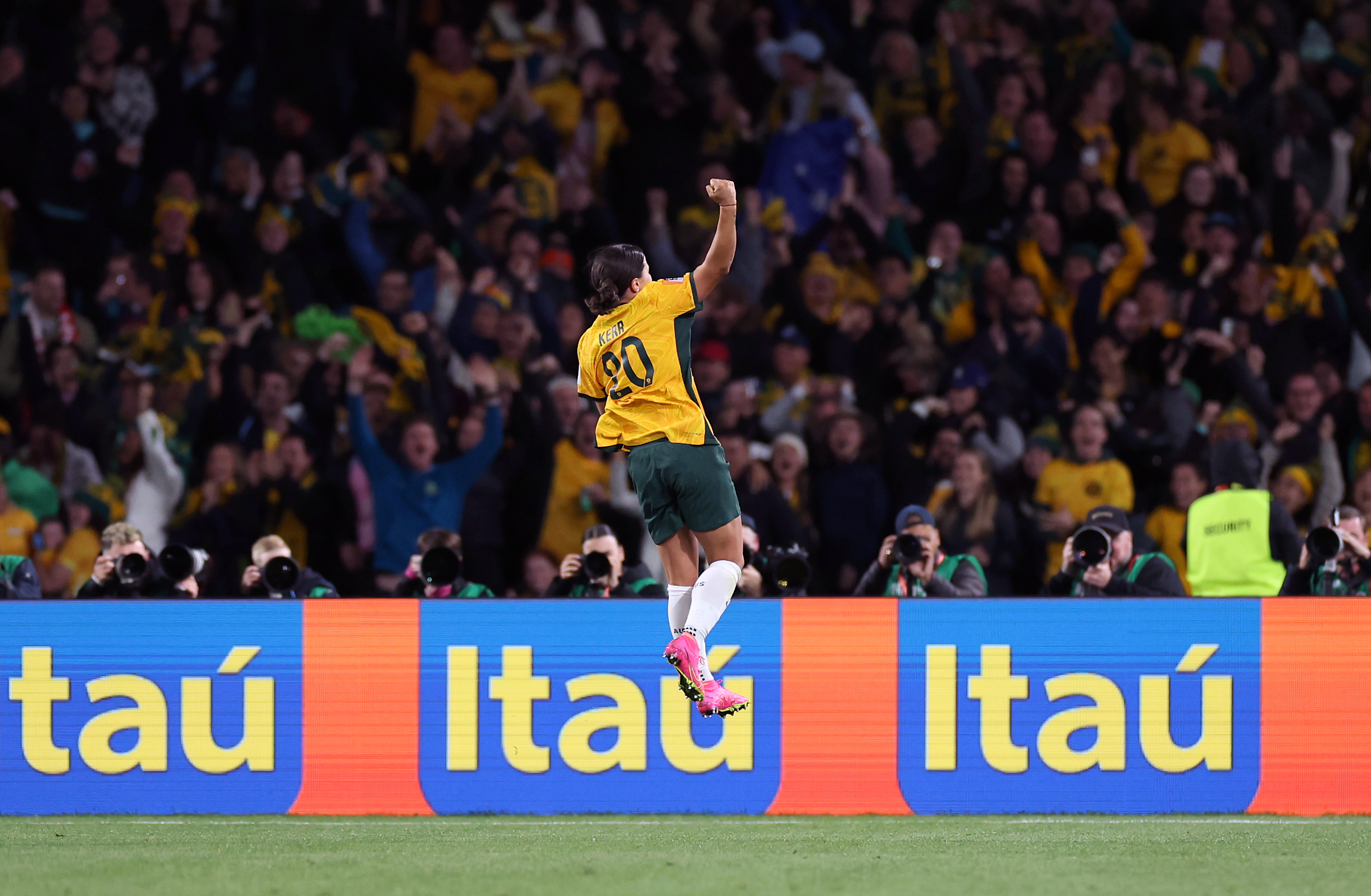 Sam Kerr celebrates