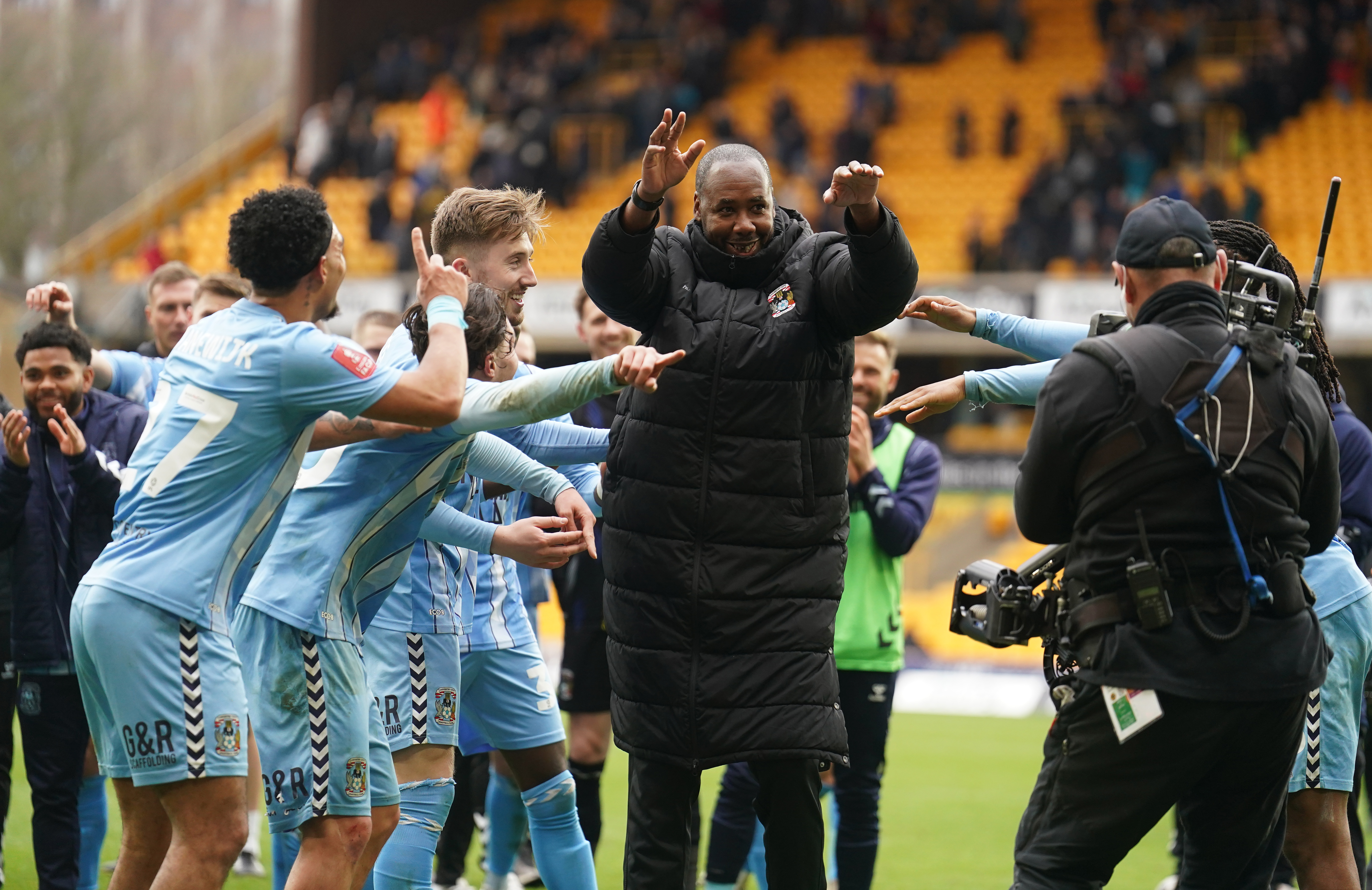 Coventry score twice in injury time to stun Wolves and reach FA Cup semi-finals