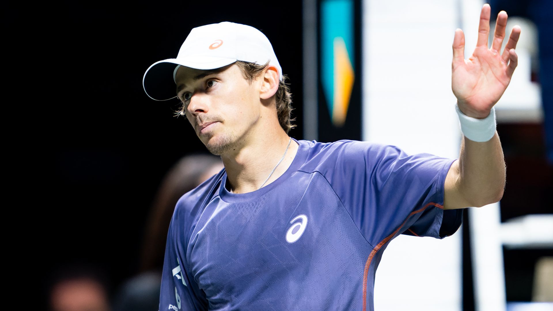 De Minaur dominates Bellucci to reach second straight Rotterdam final