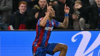 Crystal Palace 1-1 Newcastle United: Munoz salvages last-gasp draw