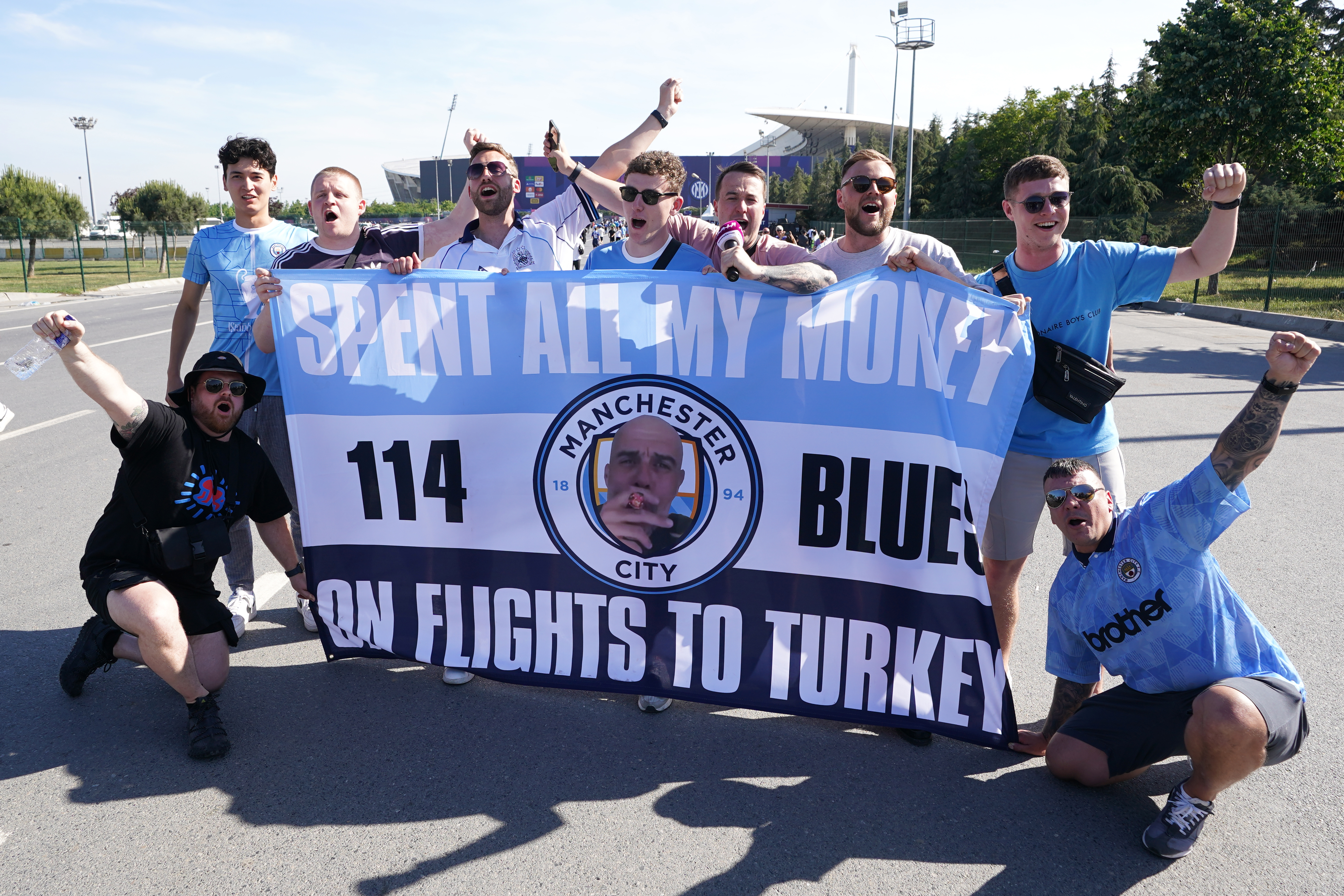 Manchester City fans outside the stadium