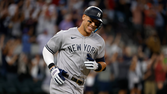 Aaron Judge has agreed a $360m deal to stay in New York