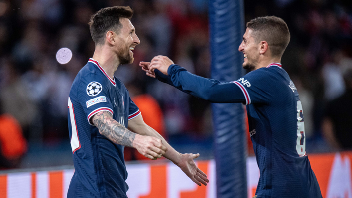 Lionel Messi of Paris Saint-Germain celebrates with Marco Verratti after scoring his second goal during the UEFA Champions League group A match between Paris Saint-Germain and RB Leipzig