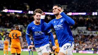 Dibling takes his chance to shine as Everton edge out Wolves
