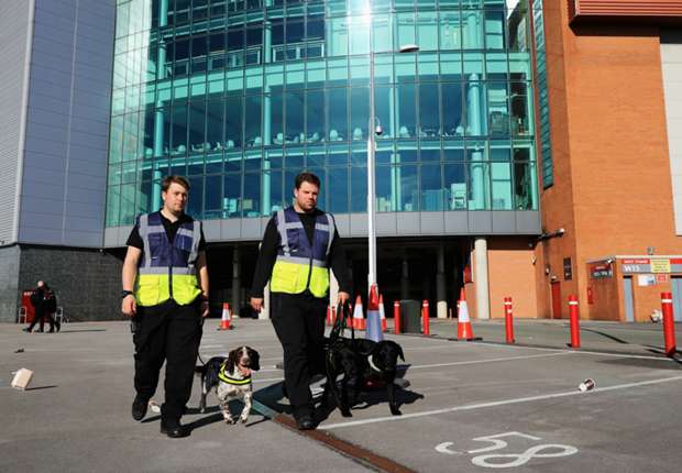 old-trafford-cropped_17gi423r7dmi1gp14eoioagkj.jpg