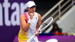 Swiatek survives Noskova scare to set up Rybakina quarter-final in Qatar