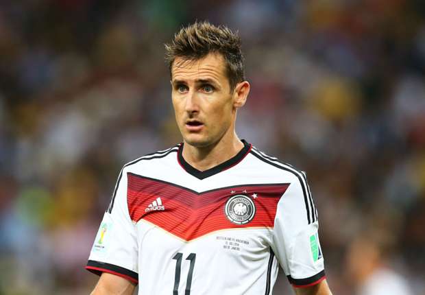 miroslavklose-cropped_14prcg0sp52x91nyw4hlga39je.jpg