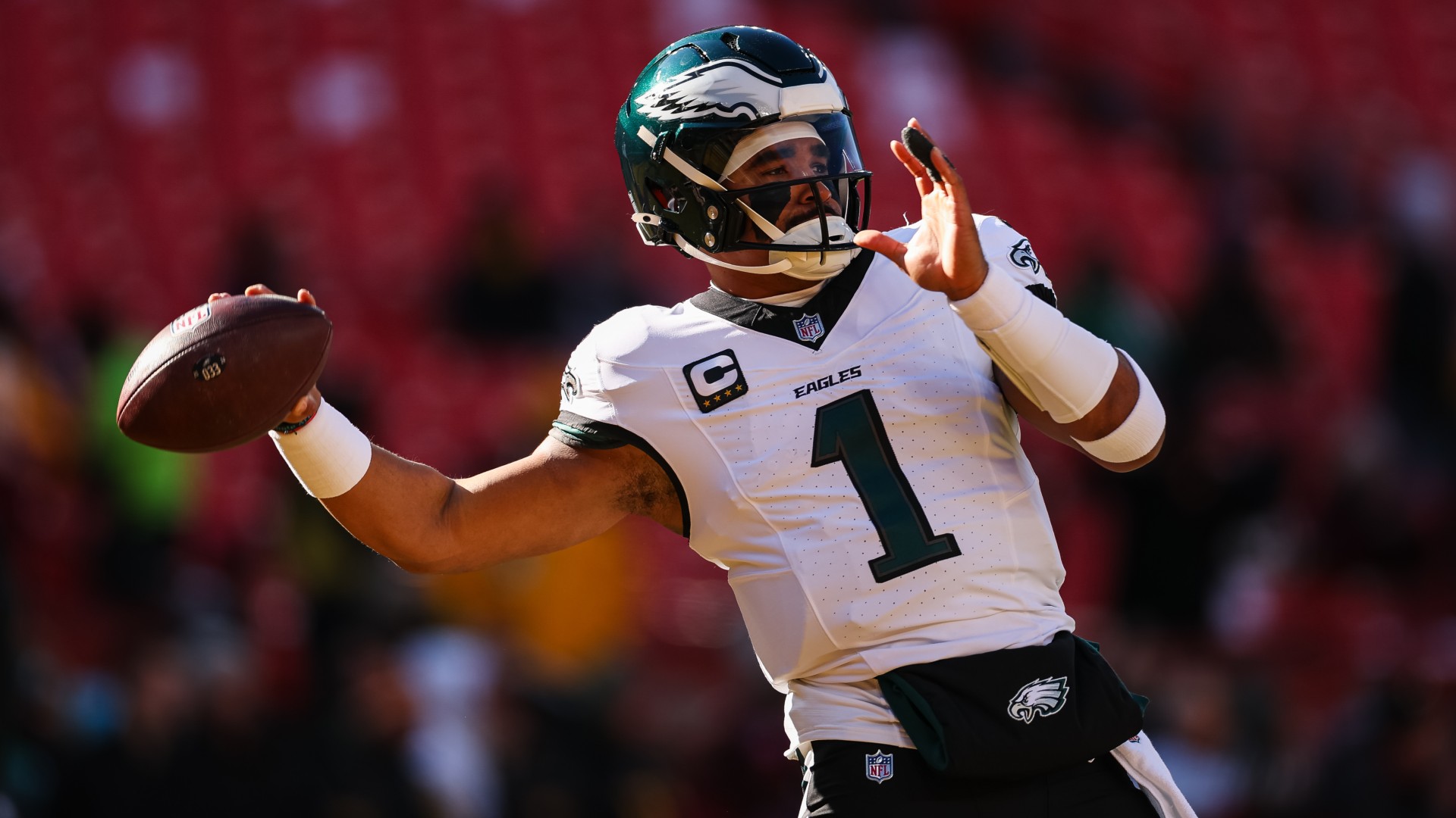Jalen Hurts to start after clearing concussion protocol