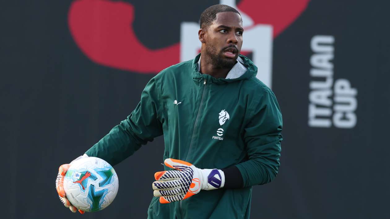 Allegri says everyone has something to prove at Milan, amid Maignan transfer rumours