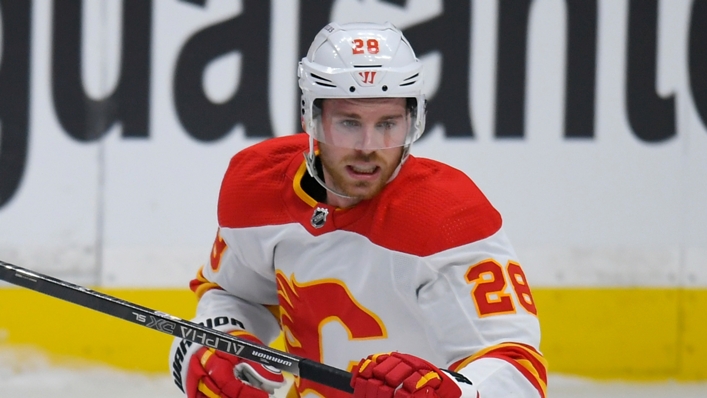 Calgary Flames forward Elias Lindholm