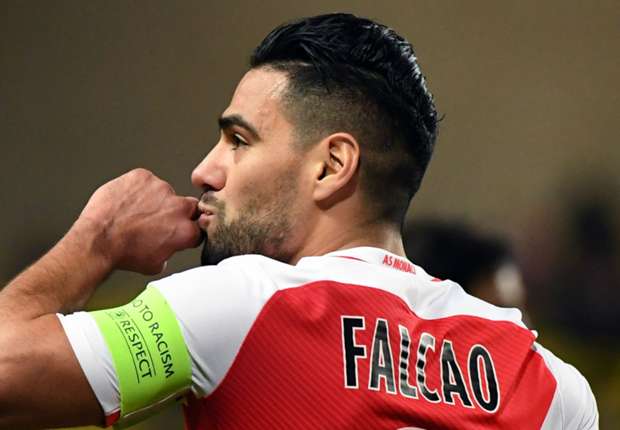radamelfalcao-cropped_13cfhsju0mxc4198k7otmvab98.jpg