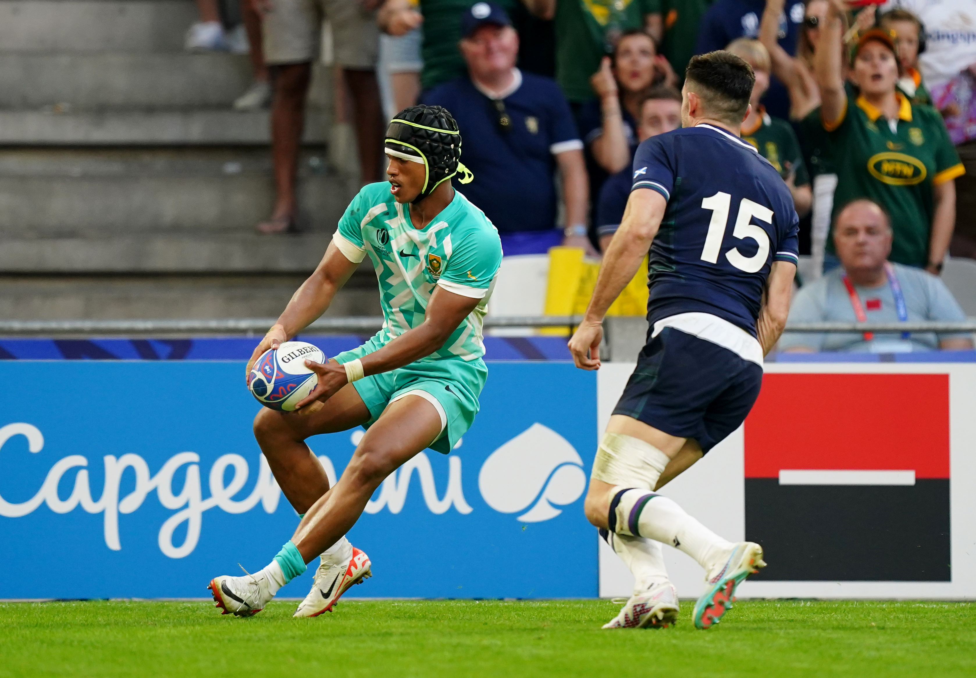 Kurt-Lee Arendse scored a blistering try to wrap up victory for South Africa