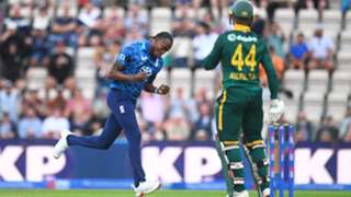 McCullum backs 'box office' Archer to be a huge player at the Ashes