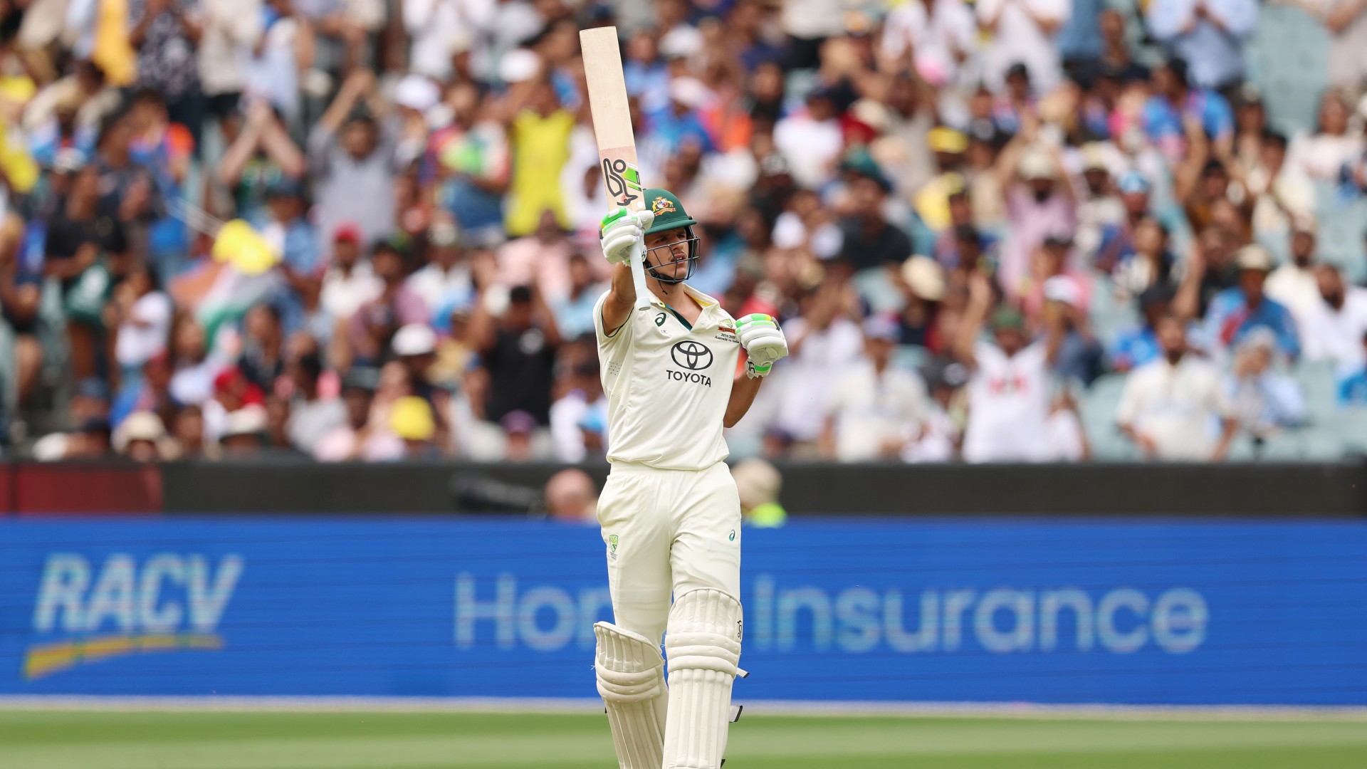 Konstas shines on debut in Australia's strong start