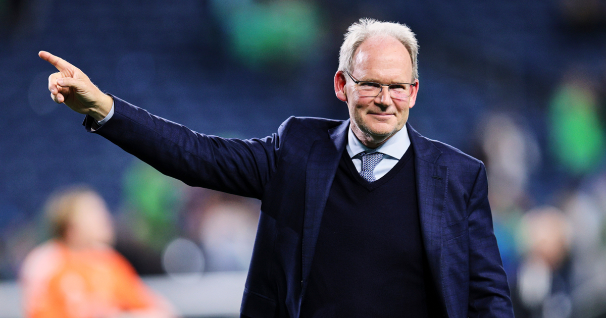 Schmetzer Hails Seattle's 'Statement Win' as Sounders Eye Playoff Surge at Dallas