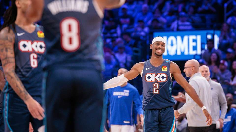 NBA: Thunder beat Mavericks for 14th straight victory