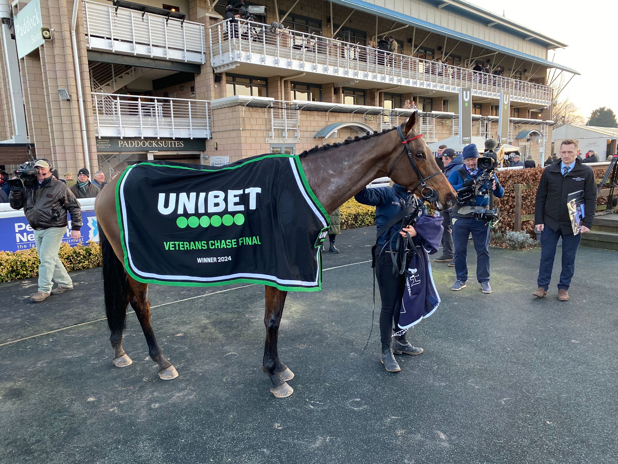 Sam Brown won the Veterans' Chase at Warwick