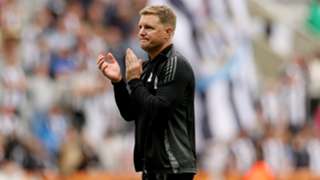 Howe: Schar red card 'galvanised' Newcastle in 'unbelievable' Southampton win