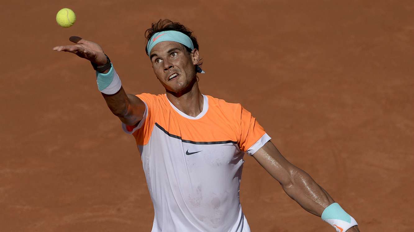 proposal interrupts nadal match as clay-court king