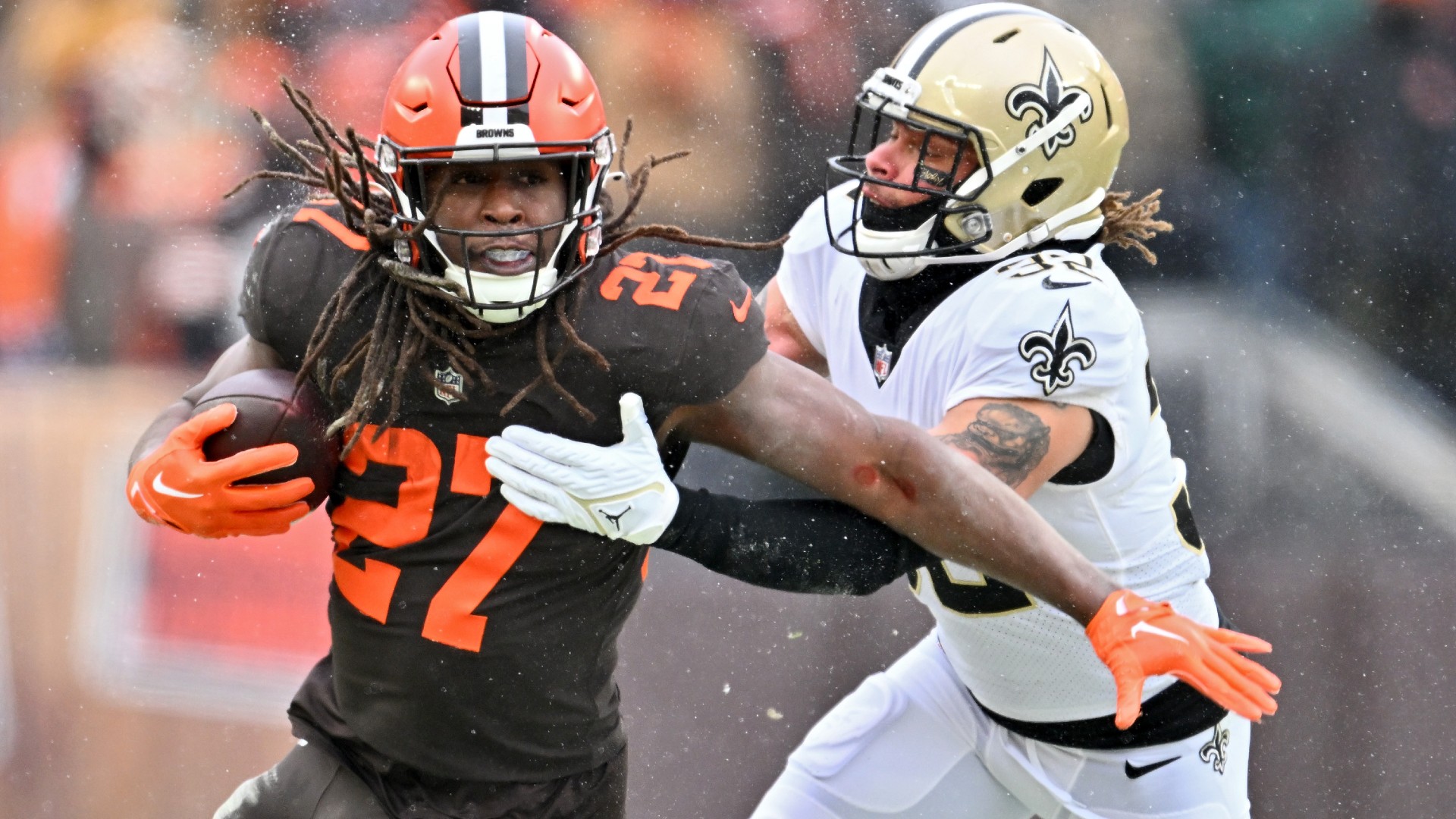 Kareem Hunt doesn't immediately sign with New Orleans Saints and will reportedly visit Indianapolis Colts