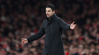 Defiant Arteta demands Arsenal reaction after 'painful' Man Utd defeat