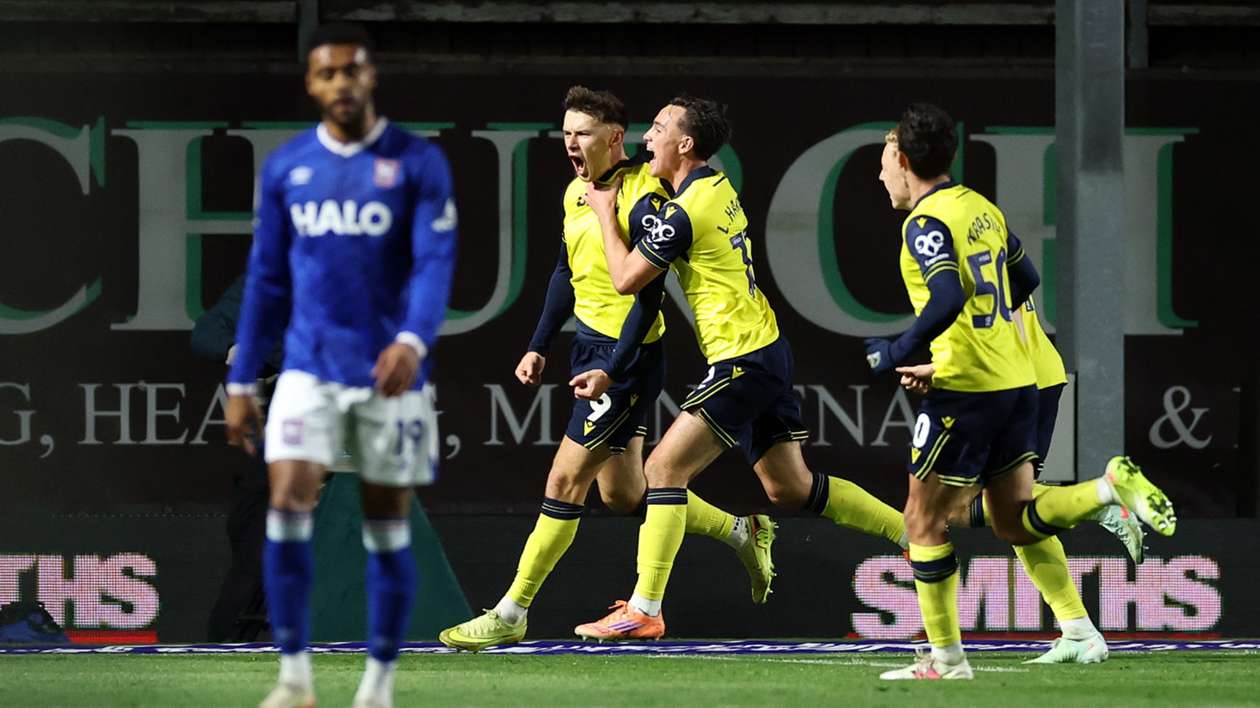 Oxford United 2-1 Ipswich Town: Placheta snaps winless streak with clinical finish