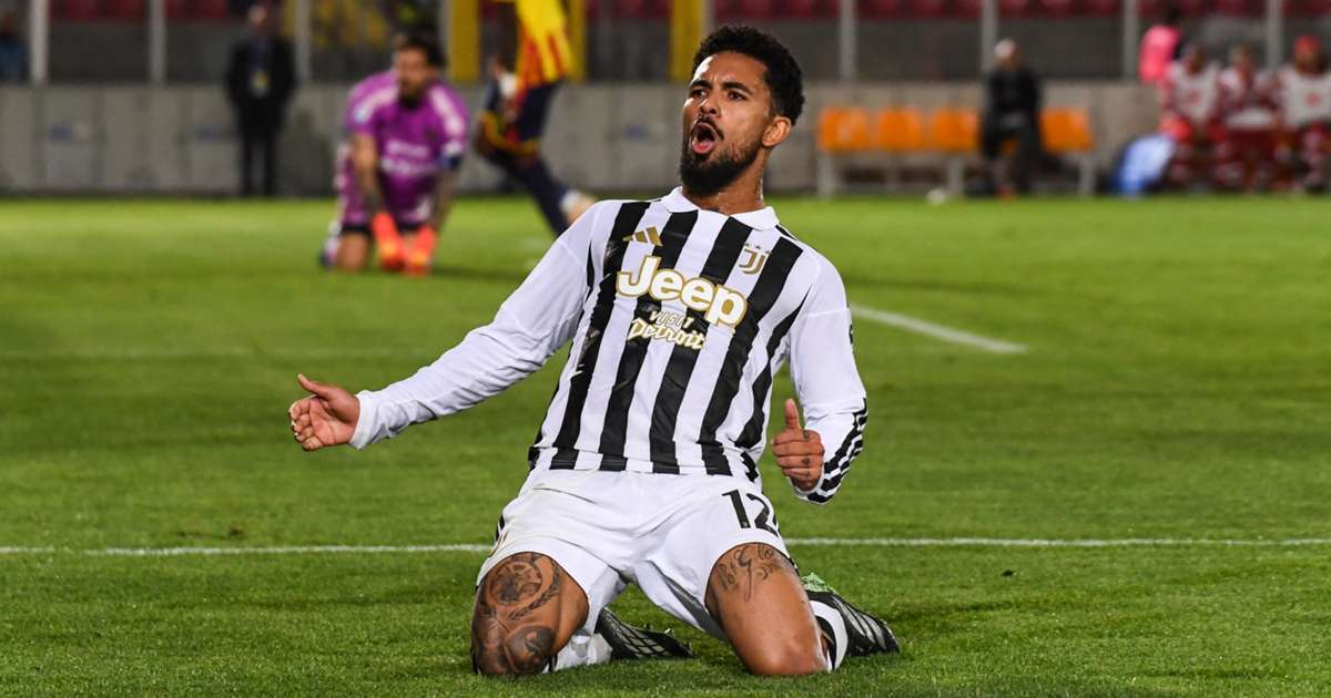 Luiz stars as Juventus beat 10-man Lecce 2-0 to lift Spalletti pressure